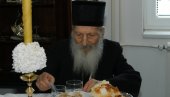 МУДРЕ РЕЧИ ПАТРИЈАРХА ПАВЛА: Зашто хлеб треба поштовати?