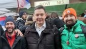 OVO JE BLOKADER KOJI JE HTEO DA UBIJE LJUDE IZ SNS: Pucač u društvu Šarovića, Draže Petrovića, Kokanovića...