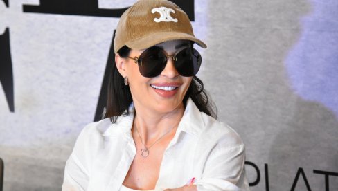 OVDE SE OSEĆAM KAKO KOD KUĆE: Ceca Ražnatović otkrila detalje muzičkog druženja sa Nišlijama na Vidovdan (FOTO) OVDE SE OSEĆAM KAKO KOD KUĆE: Ceca Ražnatović otkrila detalje muzičkog druženja sa Nišlijama na Vidovdan (FOTO)