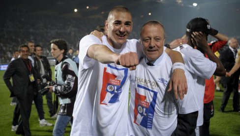 FUDBALSKI SVET ZAVIJEN U CRNO! Umro legendarni Francuz, bivši prvak Evrope
