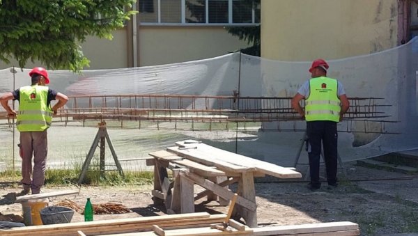 ДО ЗНАЊА И НА ОТВОРЕНОМ: Унапређење образовног еко-система у пиротском округу
