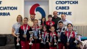 ПОНОСНИ НА МЕДАЉЕ: Мали фитнес мајстори у посети Спортском савезу Србије