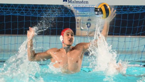 PRO REKO NEUMOLJIV: Vaterpolisti Novog Beograda u prvom kolu Lige šampiona izgubili od italijanskog velikana - 8:12 PRO REKO NEUMOLJIV: Vaterpolisti Novog Beograda u prvom kolu Lige šampiona izgubili od italijanskog velikana - 8:12