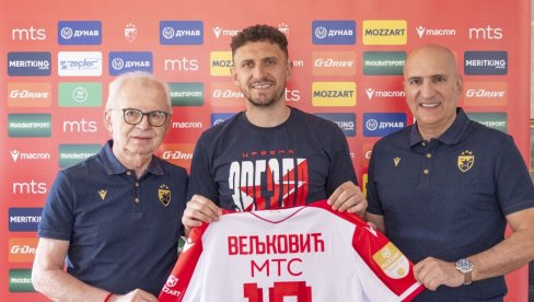 ЈЕДВА ЧЕКАМ ДА ЗАИГРАМ НА МАРАКАНИ: Милош Вељковић се први пут обратио као играч Црвене звезде ЈЕДВА ЧЕКАМ ДА ЗАИГРАМ НА МАРАКАНИ: Милош Вељковић се први пут обратио као играч Црвене звезде