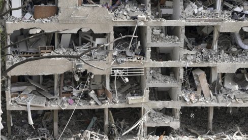 IRAN PRVI PUT ISPALIO MOĆNU RAKETU NA IZRAEL: Hajber može da ponese tonu i po eksploziva