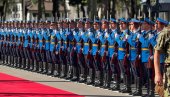 VUČIĆ SA VOJNIM VRHOM: Predsednik Srbije na sednici proširenog kolegijuma načelnika Generalštaba (VIDEO)