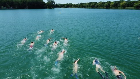 MEDALJE ZA ČAST, KOTIZACIJA ZA HUMANOST: U Beloj Crkvi održano prvenstvo u daljinskom plivanju perajima, za pomoć Milanu Šolaji