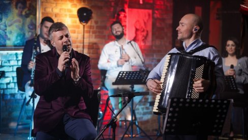 ON JE KRIV ZA TO: Bojan Leksington zbog Ace Sofronijevića prešao u narodnjake (FOTO) ON JE KRIV ZA TO: Bojan Leksington zbog Ace Sofronijevića prešao u narodnjake (FOTO)
