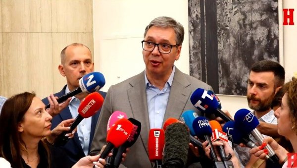 НАЈЛАКШЕ ЈЕ ДА КАЖЕТЕ ДА НЕКОГА МОЖЕТЕ ДА ПОБЕДИТЕ, А ТАЈ НЕКО НЕ МОЖЕ НИ ДА СЕ КАНДИДУЈЕ: Вучић одговорио Кораћу и Бакићу НАЈЛАКШЕ ЈЕ ДА КАЖЕТЕ ДА НЕКОГА МОЖЕТЕ ДА ПОБЕДИТЕ, А ТАЈ НЕКО НЕ МОЖЕ НИ ДА СЕ КАНДИДУЈЕ: Вучић одговорио Кораћу и Бакићу