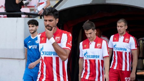 ДЕЛИЈЕ ОДУШЕВЉЕНЕ - СТИГАО НАМ РОБЕРТО КАРЛОС! Црвена звезда одиграла први меч на припремама - и то како