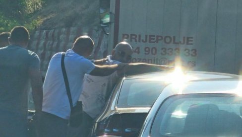 SPREMALI KRVOPROLIĆE: Ovako je izgledalo hapšenje terorista blokadera (FOTO)