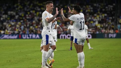 ZA LJUBITELJE BRZE ISPLATE: Goleade u prvom poluvremenu