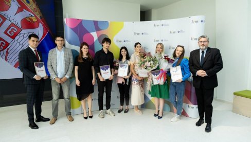 MLADI KREATORI BUDUĆNOSTI: Studenti nagrađeni za eseje o Srbiji i svetu