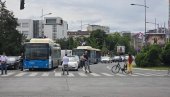 BRUKA I SRAMOTA: Pogledajte koliko blokadera teroriše ceo Novi Sad BRUKA I SRAMOTA: Pogledajte koliko blokadera teroriše ceo Novi Sad