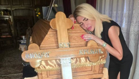 Умро отац Јоване Јеремић: Данас, после моје емисије - сахранила сам свог заштитника