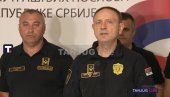 BLOKADERI SRUŠILI OGRADU, SKINULI PRSLUKE I KRENULI U NAPAD: Direktor policije pokazao snimak, povređeno 6 policajaca