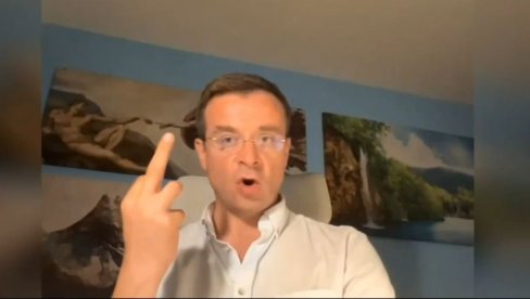 OSVEDOČENI ANTISRBIN POZIVA BLOKADERE DA SE ORGANIZUJU I SPROVODE NASILJE! LJut na Vučića, želi da prizna genocid u Srebrenici OSVEDOČENI ANTISRBIN POZIVA BLOKADERE DA SE ORGANIZUJU I SPROVODE NASILJE! LJut na Vučića, želi da prizna genocid u Srebrenici