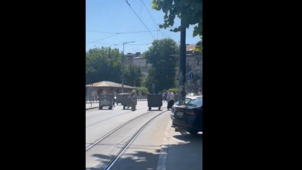 НЕ БИЛО ВАМ ТЕШКО ДА ПРЕБРОЈИТЕ ОВО ТРОЈЕ ГРАЂАНА: Антонијевић одговорио блокадерима НЕ БИЛО ВАМ ТЕШКО ДА ПРЕБРОЈИТЕ ОВО ТРОЈЕ ГРАЂАНА: Антонијевић одговорио блокадерима