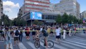 POTPUNI RAT MEĐU BLOKADERIMA! Blokaderi VIŠER-a udarili na Proglas, Stav i Sviće: Vi ste ratni profiteri iz tranzicije! POTPUNI RAT MEĐU BLOKADERIMA! Blokaderi VIŠER-a udarili na Proglas, Stav i Sviće: Vi ste ratni profiteri iz tranzicije!