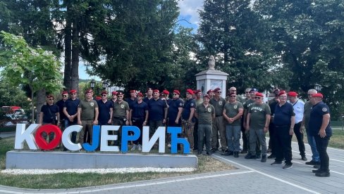 ВЕТЕРАНИ И БАЈКЕРИ ПОЗДРАВИЛИ ГРАЂАНЕ КОСЈЕРИЋА