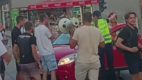 БЛОКАДЕРКА ПРОБАЛА ДА ПРОБИЈЕ БЛОКАДУ: За њих не важе сопствена правила (ФОТО)