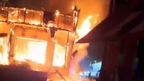 NAPADNUT LOGISTIČKI CENTAR U LUGANSKU: Ukrajinci izveli masovan napad dronovima, gori ruska oprema (VIDEO)