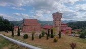 GRADITELJI U MANASTIRU RUJAN: Dobrotvorima na zdravlje, spasenje i blagoslov Božiji (FOTO)