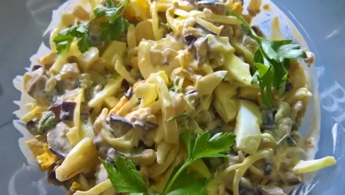 IDEALNA ZA LETNJE DANE I LAGANE OBROKE: Salata od plavog patlidžana sa belim lukom