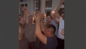 UBEDLJIV TRIJUMF: Naprednjaci slave pobedu u Kosjeriću (VIDEO)