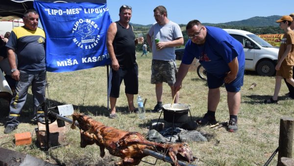 ОДЛАЖЕ СЕ ЕТНО ФЕСТОВАЛ: „Бела црква“