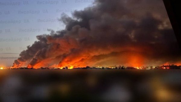 ЕКСПЛОЗИЈЕ ШИРОМ УКРАЈИНЕ, КИЈЕВ У ПЛАМЕНУ: Шире се снимци масовног руског напада, десетине људи повређено (ВИДЕО) ЕКСПЛОЗИЈЕ ШИРОМ УКРАЈИНЕ, КИЈЕВ У ПЛАМЕНУ: Шире се снимци масовног руског напада, десетине људи повређено (ВИДЕО)