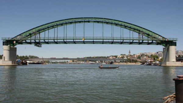 КОНСТРУКЦИЈА ТРУЛА, СЛЕДИ ХИТНО УКЛАЊАЊЕ ЗЕЛЕНОГ ЛУКА: Метални остаци Старог савског моста у лошијем стању него што су стручњаци мислили КОНСТРУКЦИЈА ТРУЛА, СЛЕДИ ХИТНО УКЛАЊАЊЕ ЗЕЛЕНОГ ЛУКА: Метални остаци Старог савског моста у лошијем стању него што су стручњаци мислили