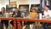 ŽELE DA SE REŠE VUČIĆA I VRATE SRBIJU U 2004: Dok blokaderi vrše nasilje, njihovi ideolozi u Sarajevu promovišu knjigu o genocidnim Srbima