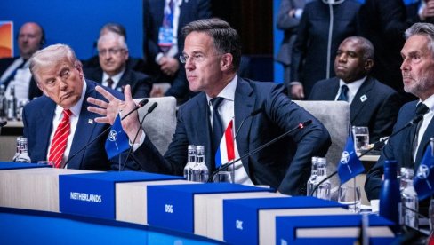 AJDE ANGELA, ŠTA JE OVO? Stoltenberg tvrdi: NATO bio na korak od raspada, Tramp brutalno odgovorio svima u Alijansi
