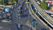 SVI MOSTOVI PROHODNI: Blokaderi usred noći promenili plan šta će blokirati (FOTO) SVI MOSTOVI PROHODNI: Blokaderi usred noći promenili plan šta će blokirati (FOTO)