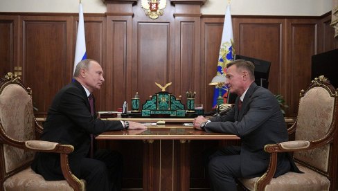ОТКРИВЕНО КАКО ЈЕ УМРО ПУТИНОВ МИНИСТАР: Тело пронађено у аутомобилу