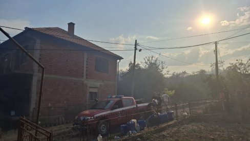 POČELA GRADNJA KUĆA U MESTIMA POGOĐENIM POŽARIMA Vučić: Za neki dan idem u obilazak