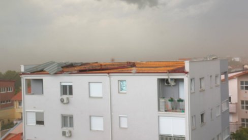 VETAR NOSI KROVOVE ZGRADA, ČUPA DRVEĆE: Snažno nevreme zahvatilo Beograd (VIDEO)