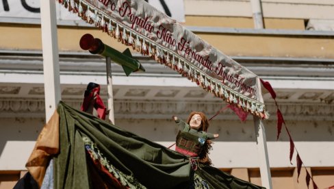 ТАМНИЦЕ ВЛАСТИ КАО ТУНЕЛИ ОТПОРА: Рад перуанске уметнице Даниеле Ортиз пред публиком у Галерији Подрум КЦБ