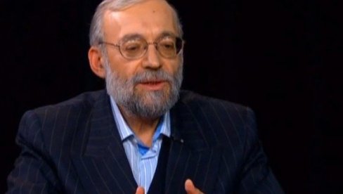 ВИСОКИ ИРАНСКИ ЗВАНИЧНИК ЗАПРЕТИО СМРЋУ ТРАМПУ: Мали дрон би га могао погодити у пупак (ВИДЕО)