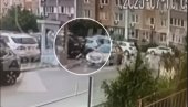 ПРВИ СНИМЦИ ЛИКВИДАЦИЈЕ КЉУЧНОГ ЧОВЕКА ЗЕЛЕНСКОГ: Брутално изрешетан у Кијеву усред бела дана - погледајте како му је пришао (ВИДЕО)