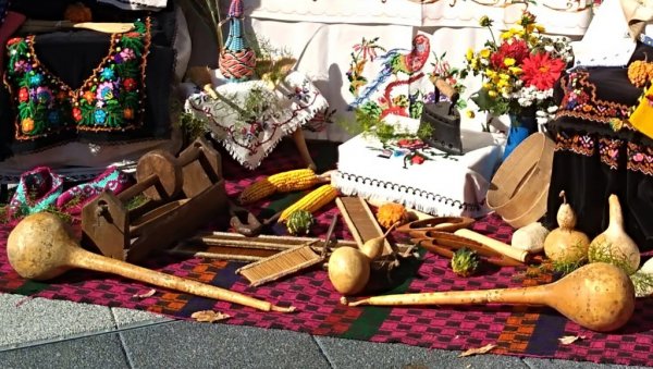 СМОТРА У ЛОПУШНИКУ: У недељу наступи фолклораца и изложба домаће радиности