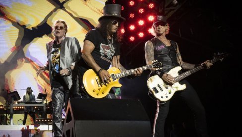ЈОШ СЕДАМ ДАНА ДО КОНЦЕРТА GUNS N ROSES У БЕОГРАДУ: Легендарни бенд стиже на Ушће 18. јула у пуном саставу, уз специјалне госте