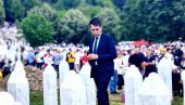 ONI SU OKRENULI LEĐA SRBIJI I SRBIMA: Vođe opozicije se utrkuju ko će više da pljune na Srbe i obeleži ih kao genocidne!