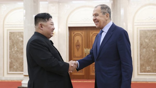 ПОЧИЊЕ ДРУГА РУНДА СТРАТЕШКИХ ДИЈАЛОГА РУСИЈЕ И СЕВЕРНЕ КОРЕЈЕ: Лавров стигао у Вонсан