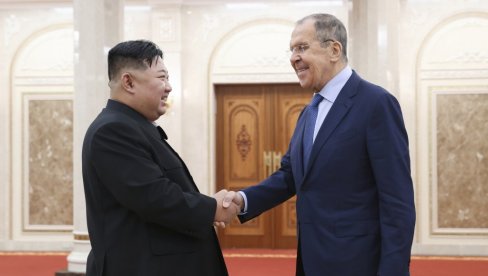 POČINJE DRUGA RUNDA STRATEŠKIH DIJALOGA RUSIJE I SEVERNE KOREJE: Lavrov stigao u Vonsan POČINJE DRUGA RUNDA STRATEŠKIH DIJALOGA RUSIJE I SEVERNE KOREJE: Lavrov stigao u Vonsan
