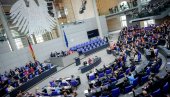 ПОРУКА НАЈЈАЧЕ НЕМАЧКЕ ПАРТИЈЕ У БУНДЕСТАГУ: Догађаји у Сребреници означени као геноцид политички мотивисани, а не научно
