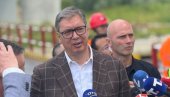 SA BEĆIROVIĆEM JE NEMOGUĆE, JER ČOVEK JE LAŽOV Vučić o kampanji Sarajeva - On izmišlja i obmanjuje svoje građane lažnim pretnjama iz Srbije