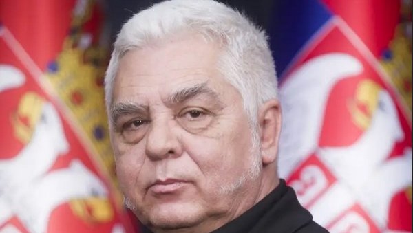 БЛОКАДЕРИ НАКАРАДНО ЗАМИШЉАЈУ ДЕМОКРАТИЈУ: Интервју - Борис Братина, министар информисања и телекомуникација