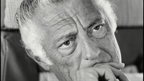 DRUŽIO SE SA TITOM, IMAO AFERU SA DŽEKI KENEDI: Zvali su ga KRALJ ITALIJE, živeo je bajku, a onda je sve propalo!
